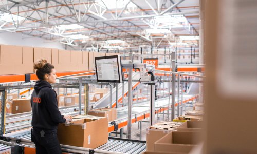 Supply chain struggles wont lead to blue Christmas